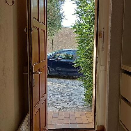 Studio-Jardinet-Parking Apartment Grasse Bagian luar foto