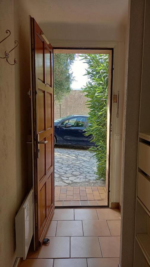 Studio-Jardinet-Parking Apartment Grasse Bagian luar foto